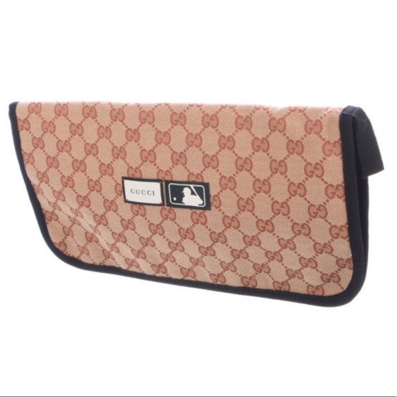 Authentic GUCCI X MLB Rare Slipper Pouch NWOT - Picture 3 of 13